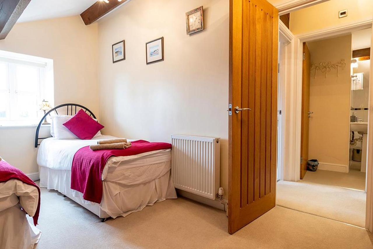 Tregarnedd Cottage Llangefni Bagian luar foto
