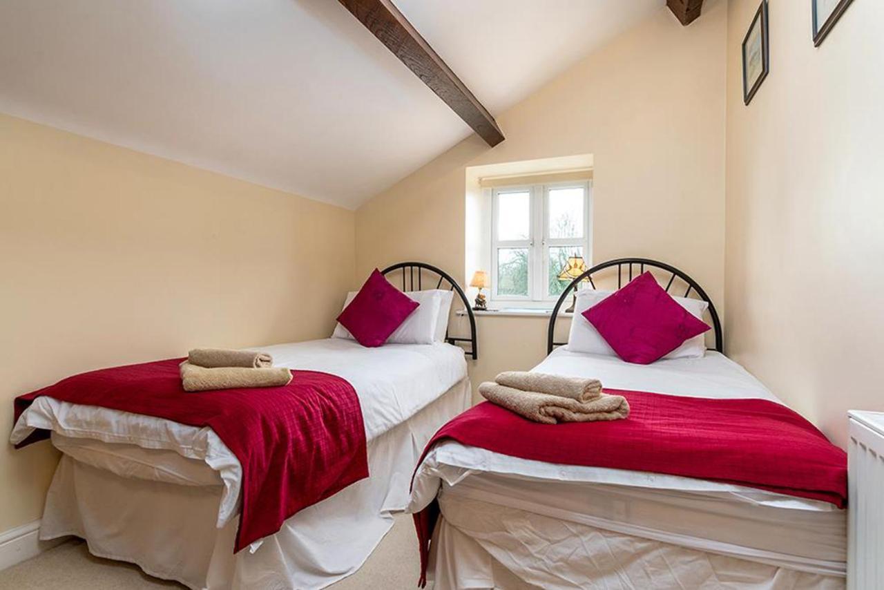 Tregarnedd Cottage Llangefni Bagian luar foto